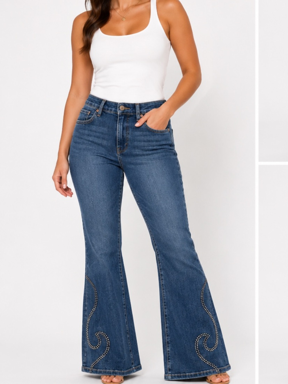 Judy blue Women's Blue Flared high rise Jeans with Stud Detail size 32 new